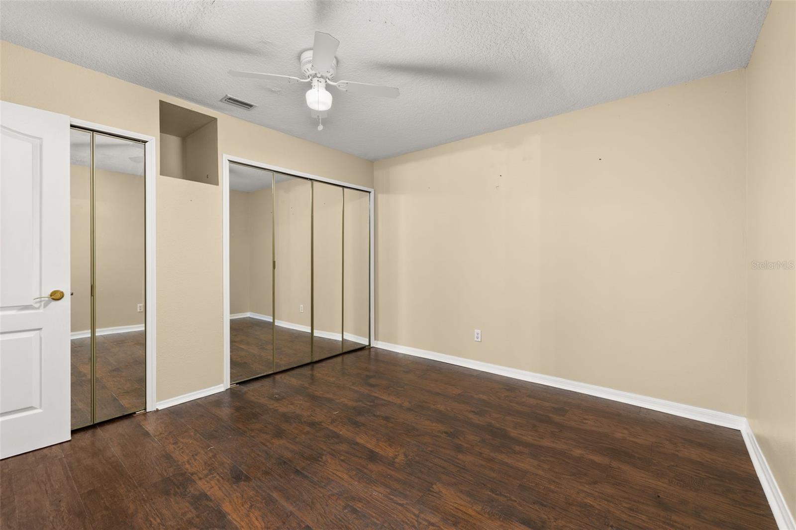 Image 50 of 96 For 41515 Silver Drive
