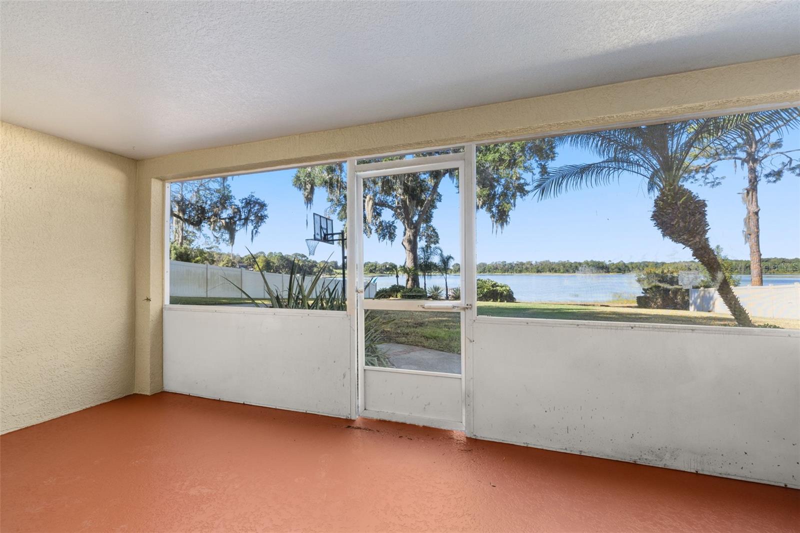 Image 53 of 96 For 41515 Silver Drive