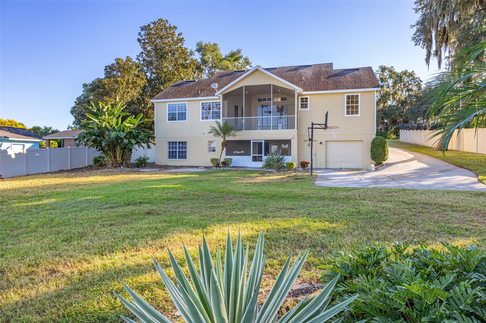 Image 60 of 96 For 41515 Silver Drive