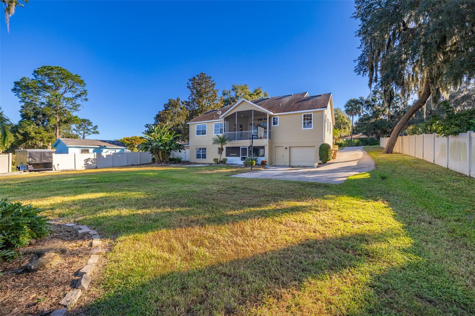 Image 61 of 96 For 41515 Silver Drive