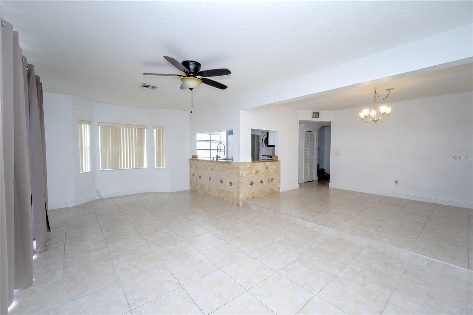 Image 3 of 25 For 234 Mango Drive A