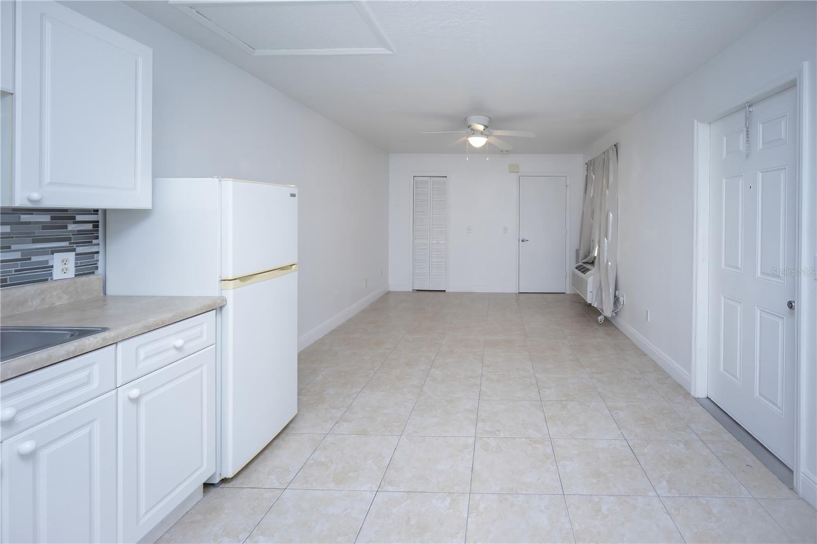 Image 4 of 17 For 234 Mango Drive B