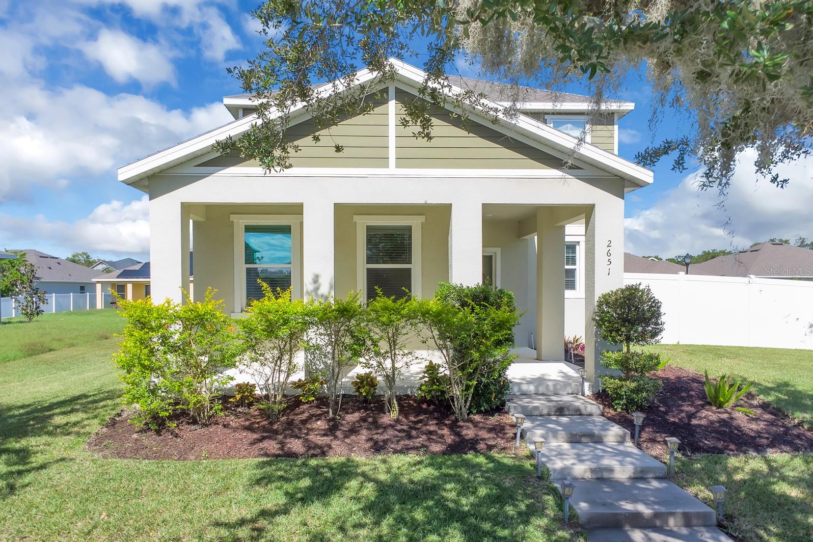 Image 6 of 43 For 2651 Grasmere View Parkway N