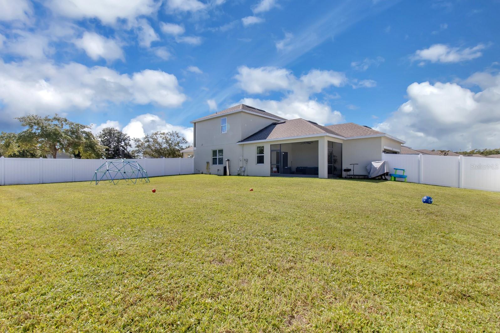 Image 7 of 43 For 2651 Grasmere View Parkway N