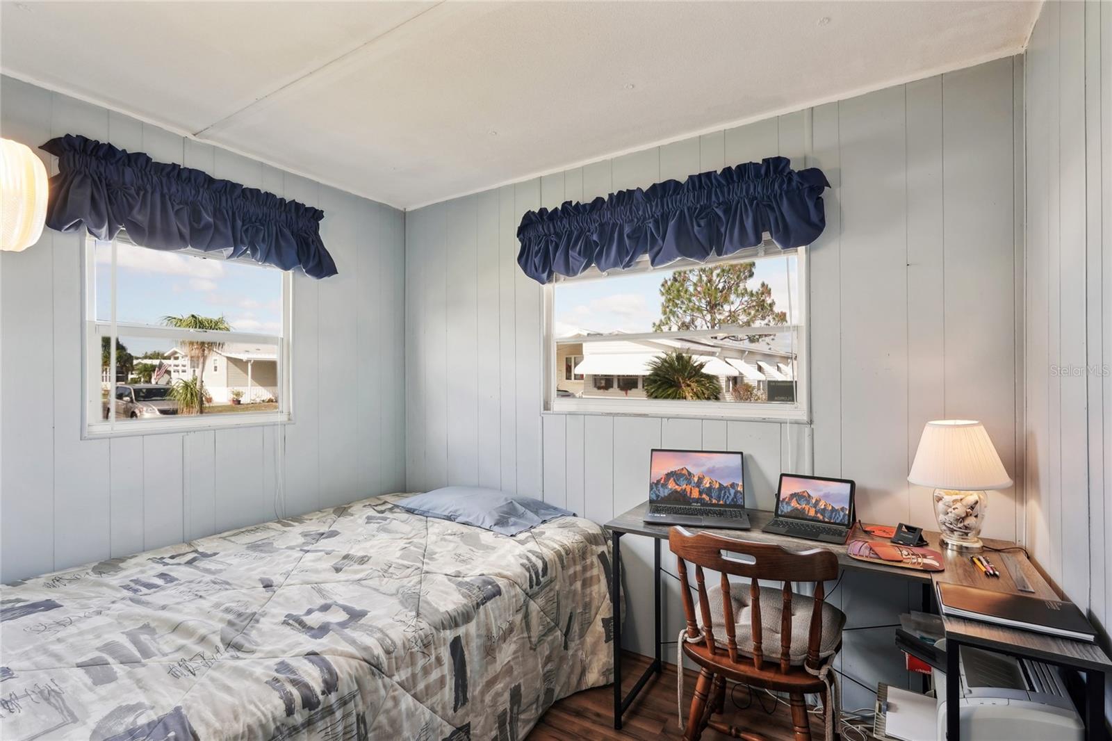 Image 17 of 26 For 5316 53rd Avenue E F43