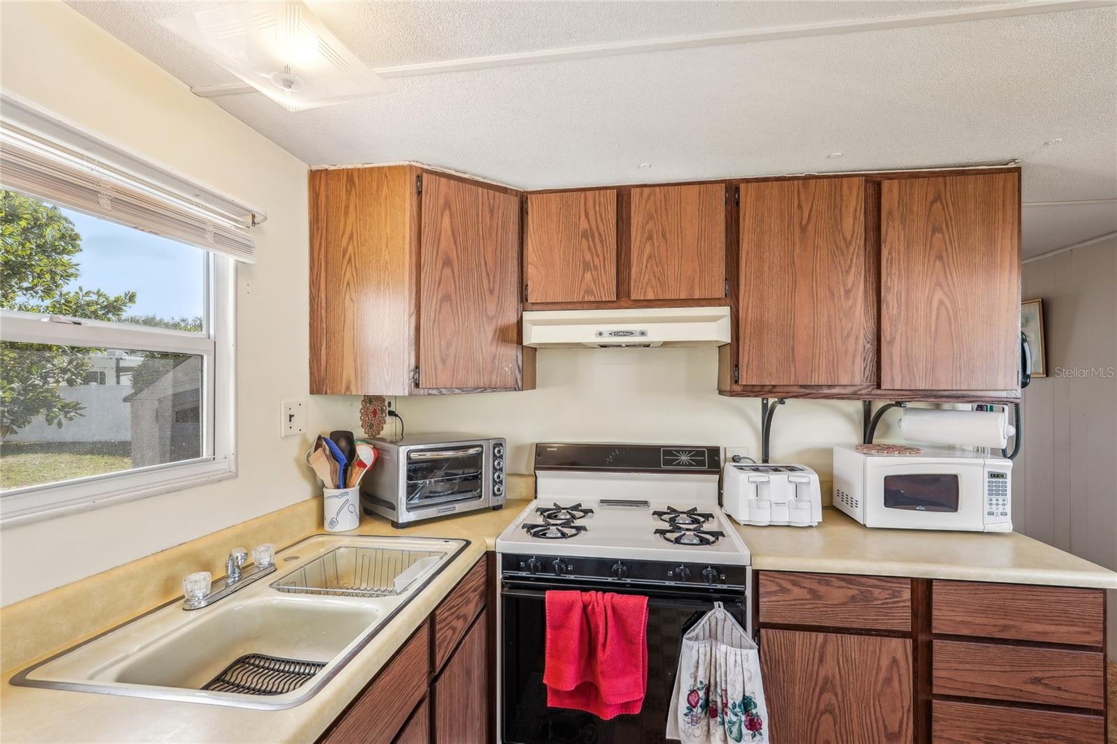 Image 9 of 26 For 5316 53rd Avenue E F43