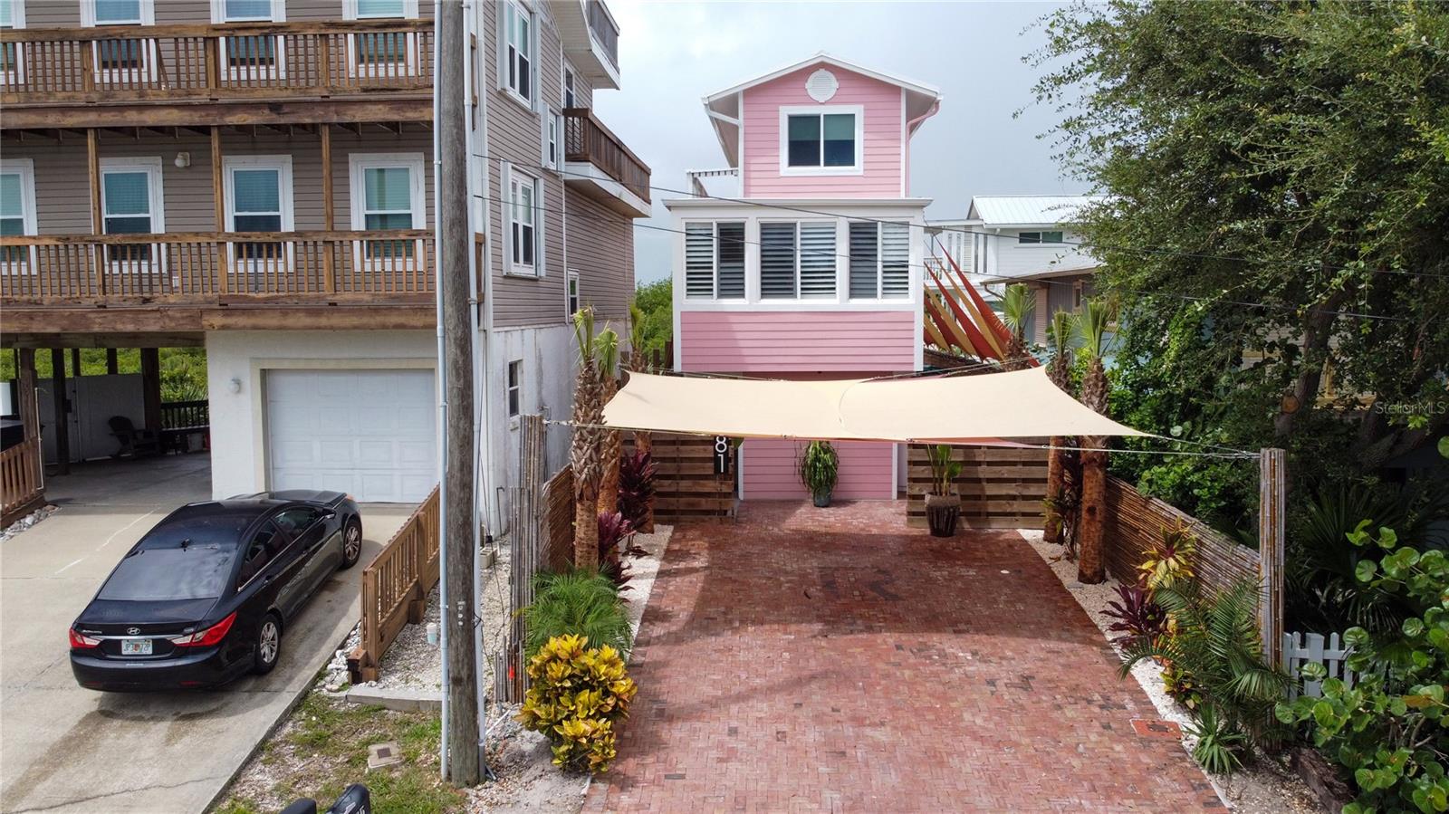 Image 4 of 72 For 881 Catfish Avenue