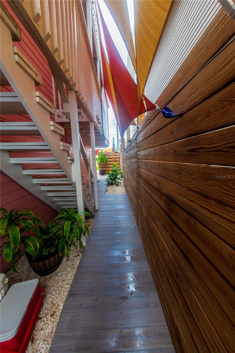 Image 52 of 72 For 881 Catfish Avenue