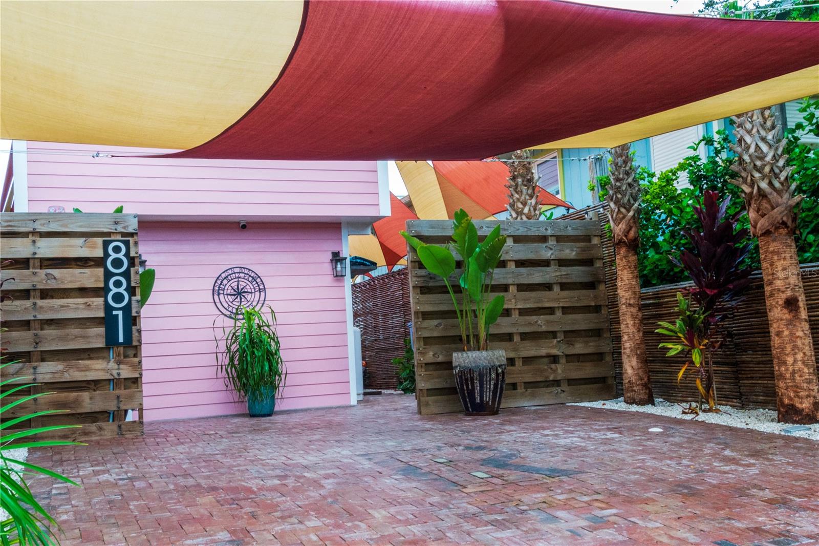 Image 8 of 72 For 881 Catfish Avenue