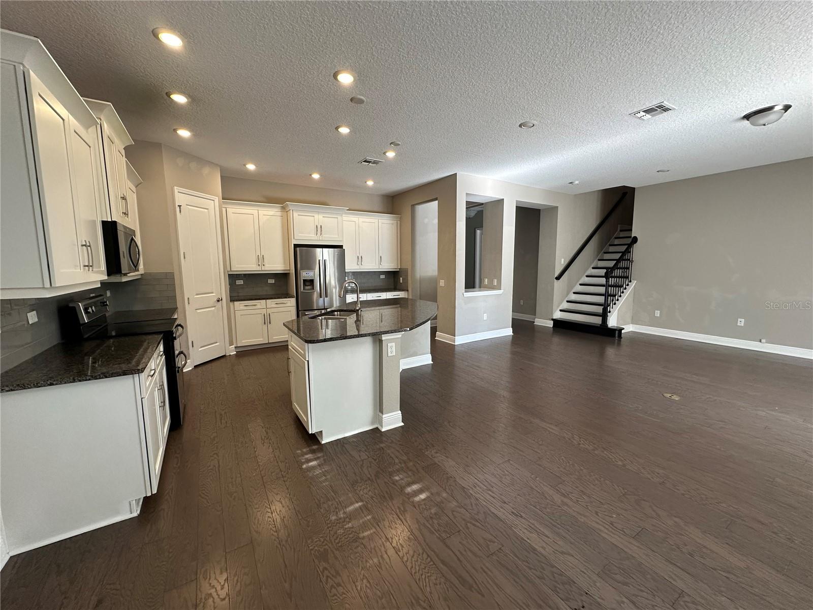 Image 12 of 22 For 8712 Crescendo Avenue