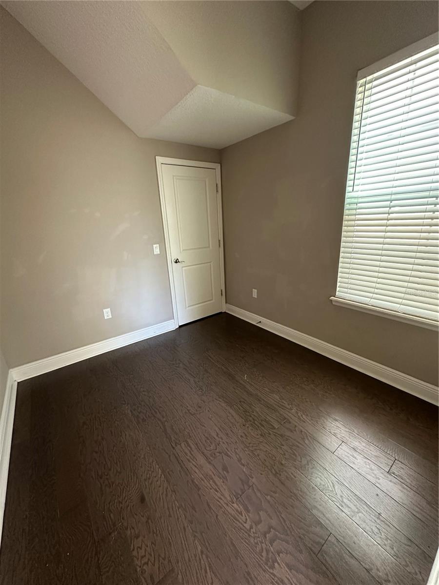 Image 16 of 22 For 8712 Crescendo Avenue