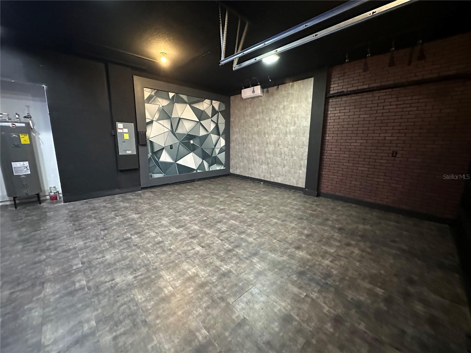 Image 19 of 22 For 8712 Crescendo Avenue