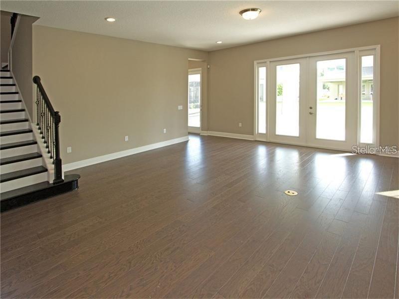 Image 3 of 11 For 8712 Crescendo Avenue
