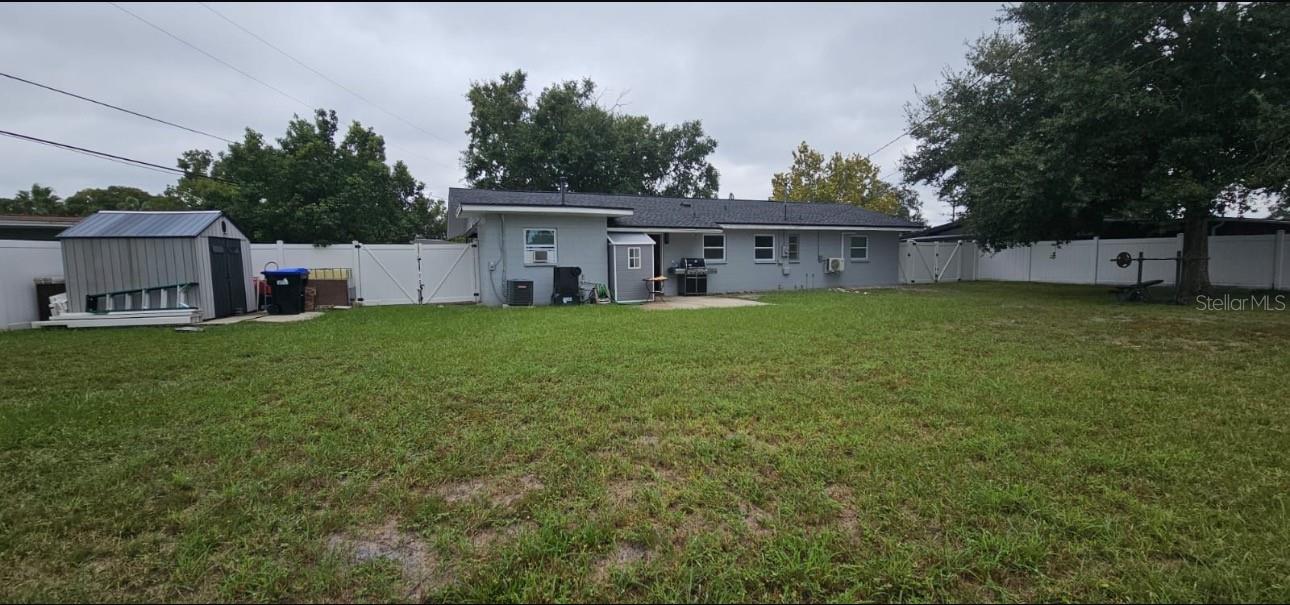 Image 10 of 55 For 10833 Exuma Street