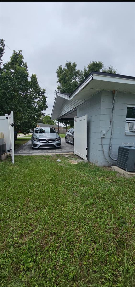 Image 16 of 55 For 10833 Exuma Street