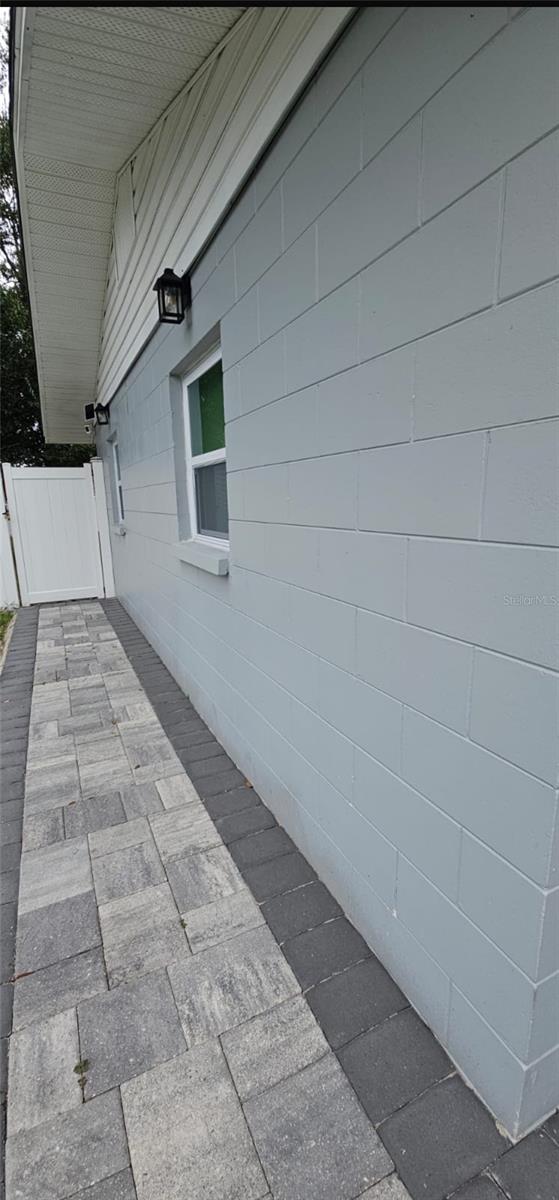 Image 18 of 55 For 10833 Exuma Street