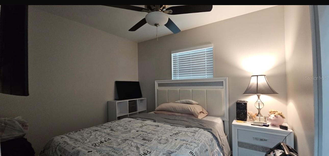 Image 35 of 55 For 10833 Exuma Street