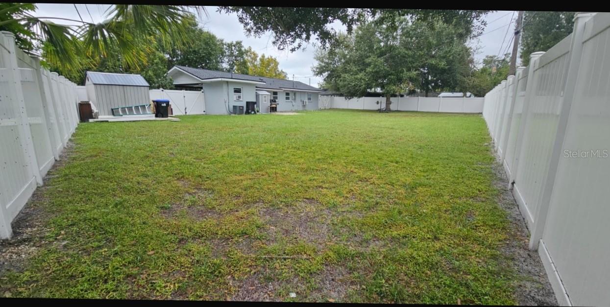 Image 9 of 55 For 10833 Exuma Street