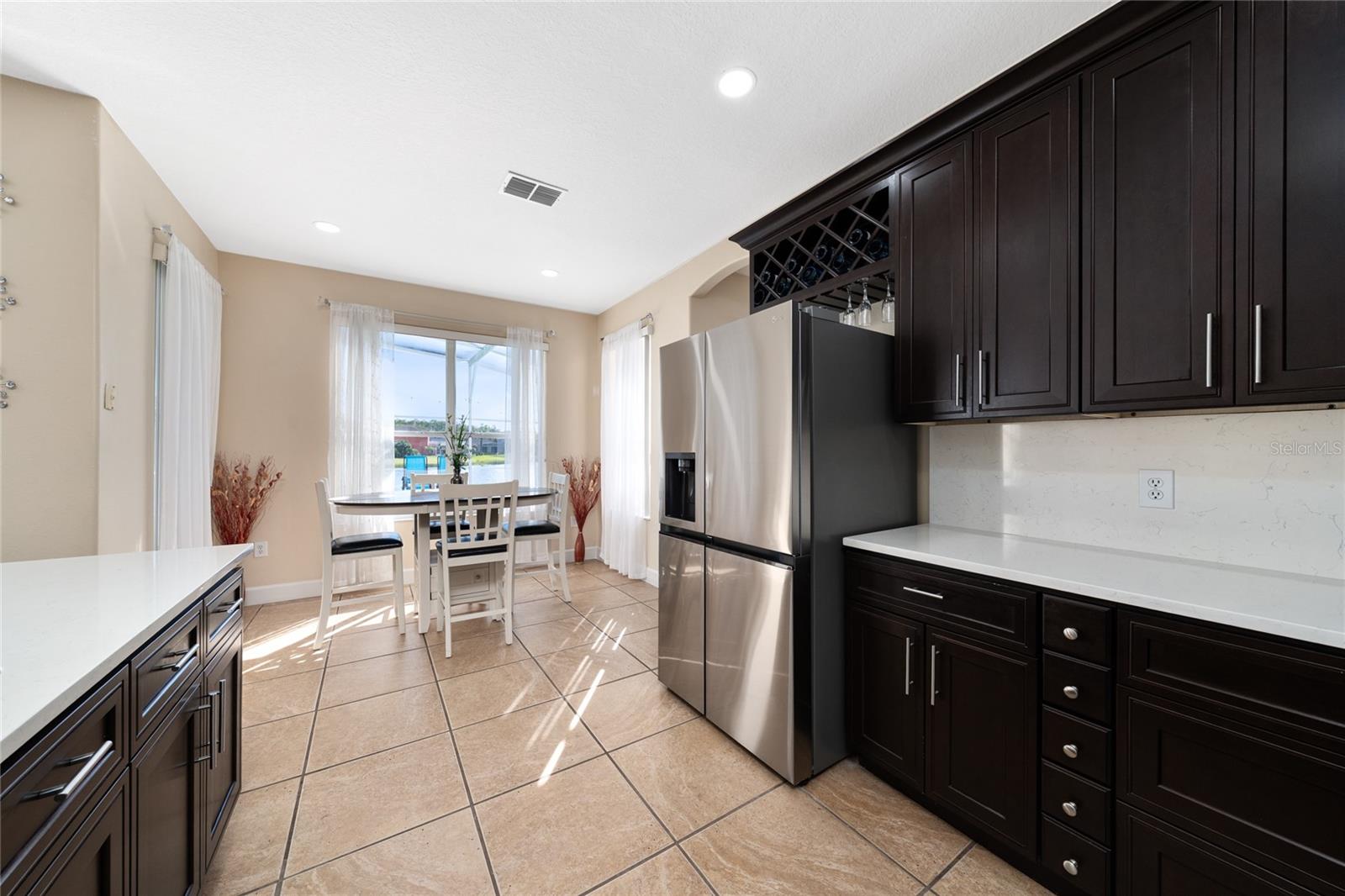 Image 19 of 46 For 1709 Bridgeview Circle