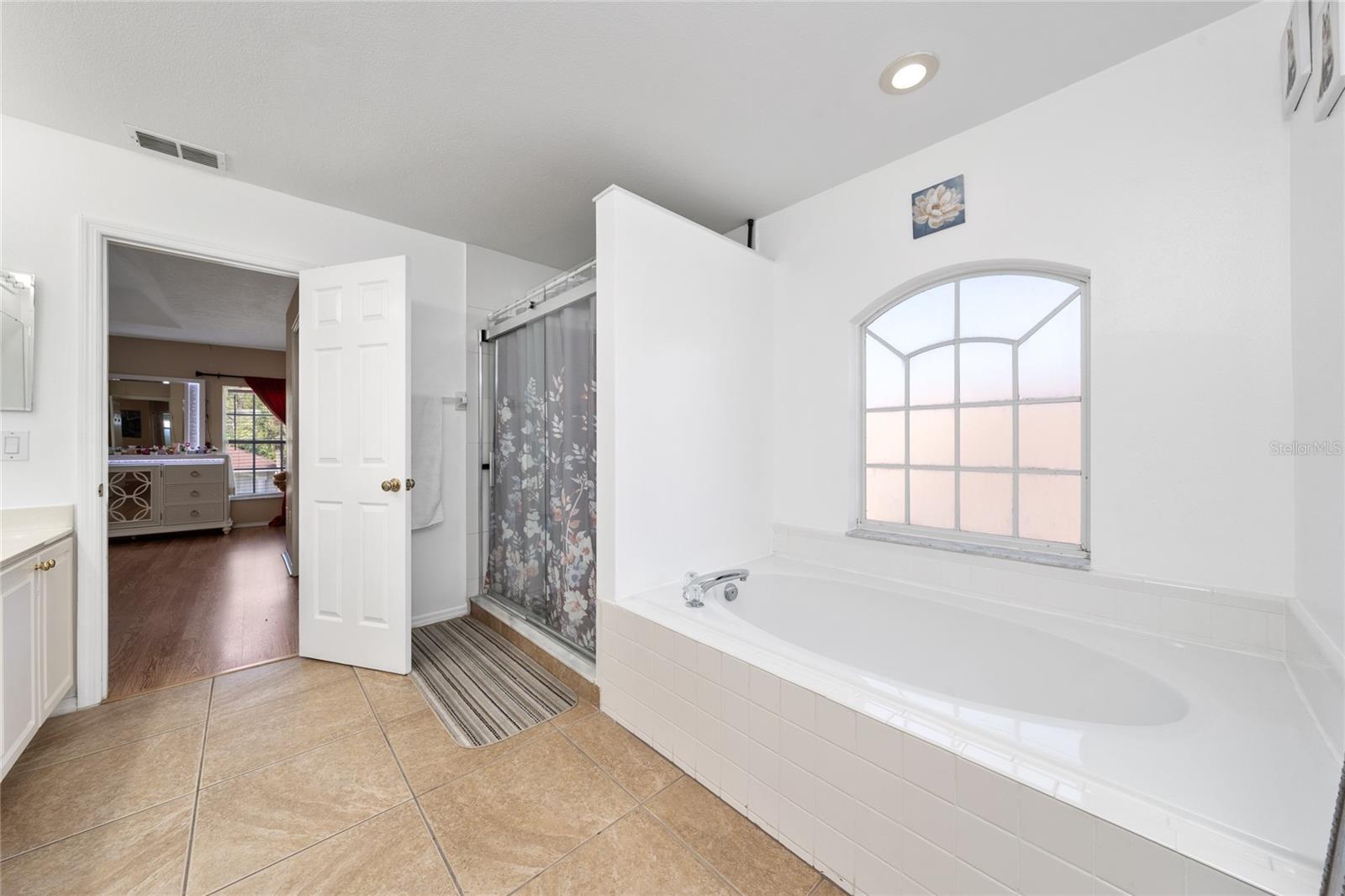 Image 36 of 46 For 1709 Bridgeview Circle