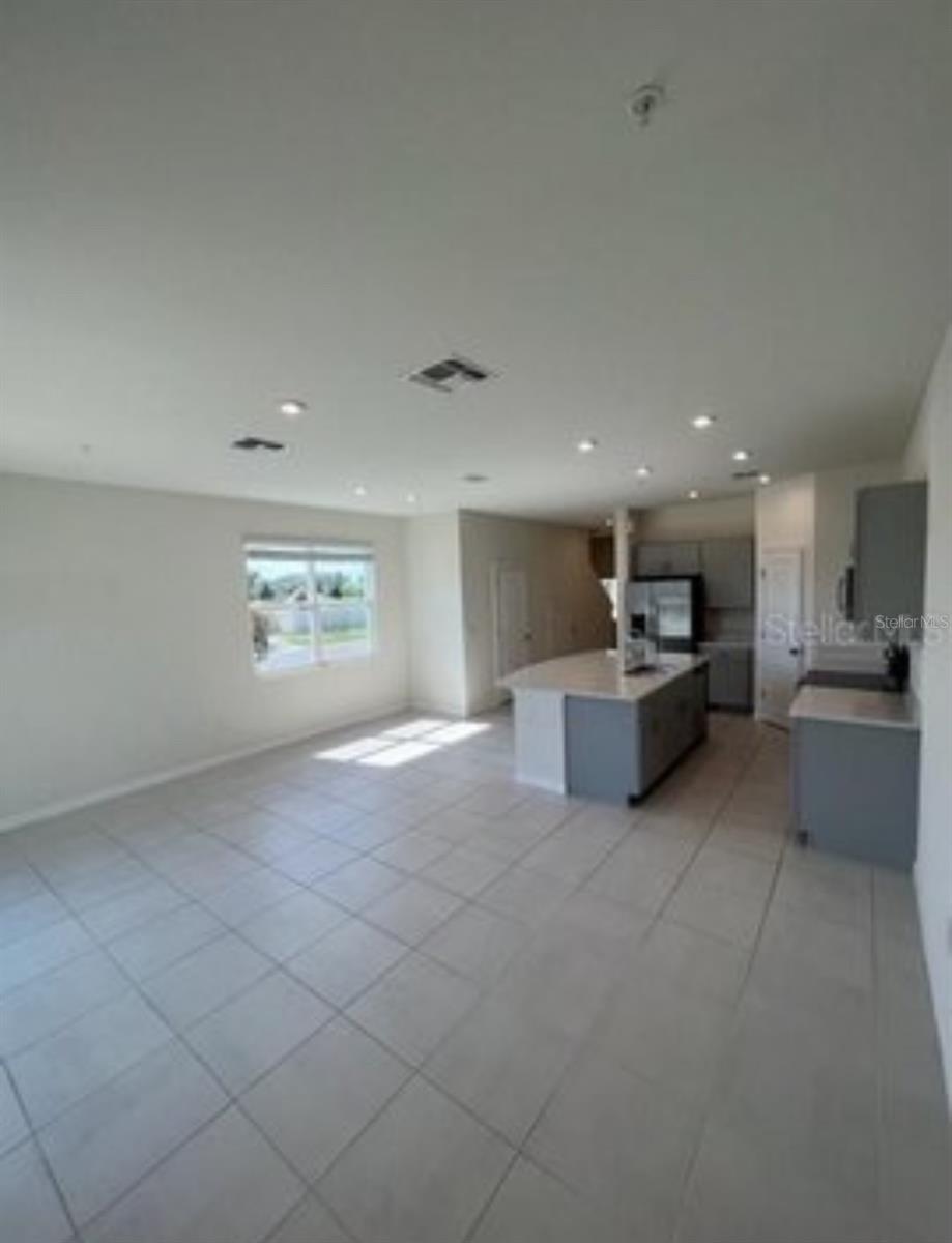 Image 5 of 22 For 10559 Salt Grove Street