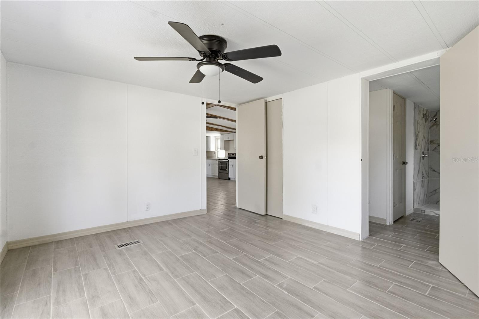 Image 14 of 26 For 38 Flamingo Boulevard