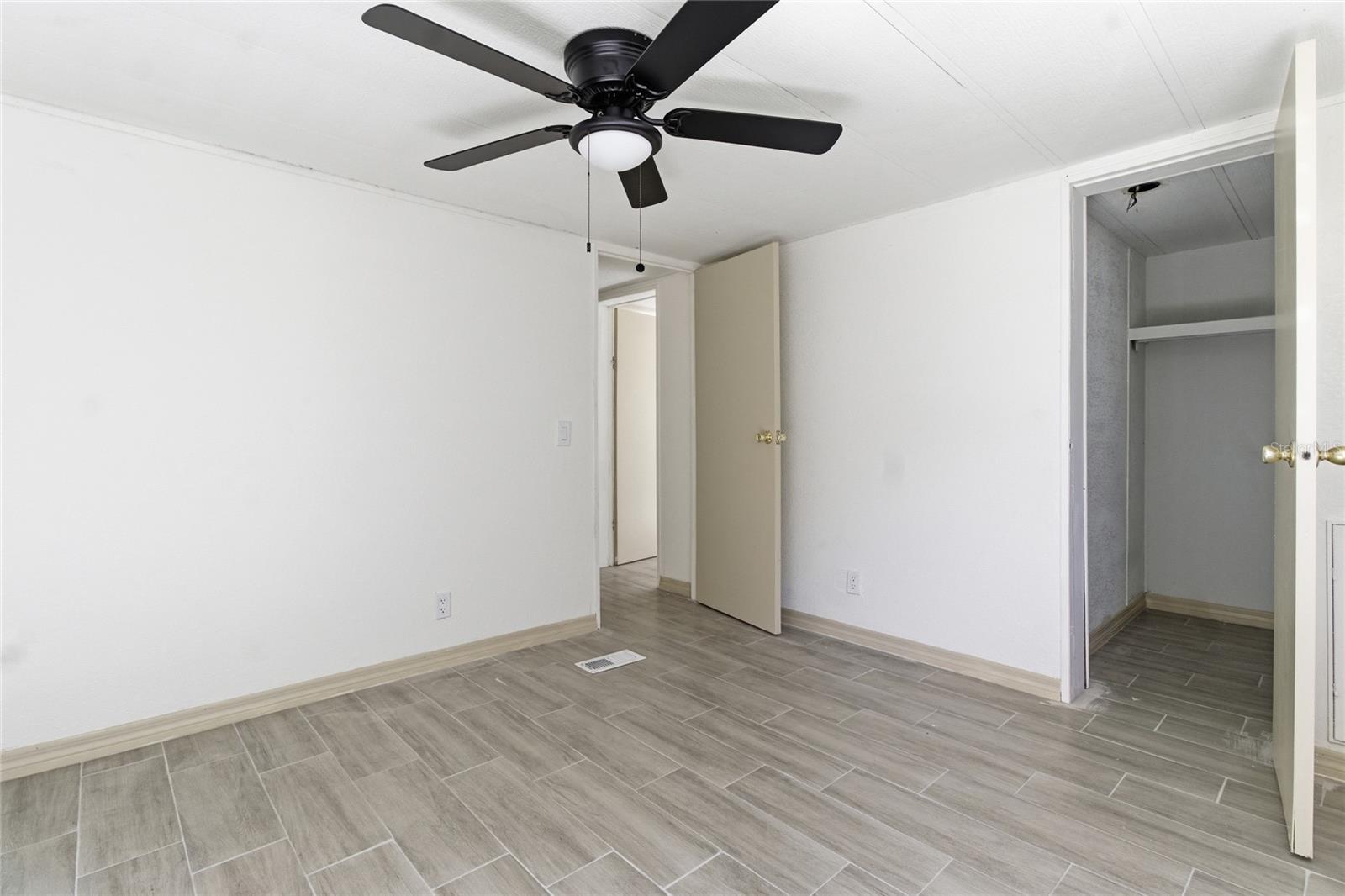 Image 18 of 26 For 38 Flamingo Boulevard