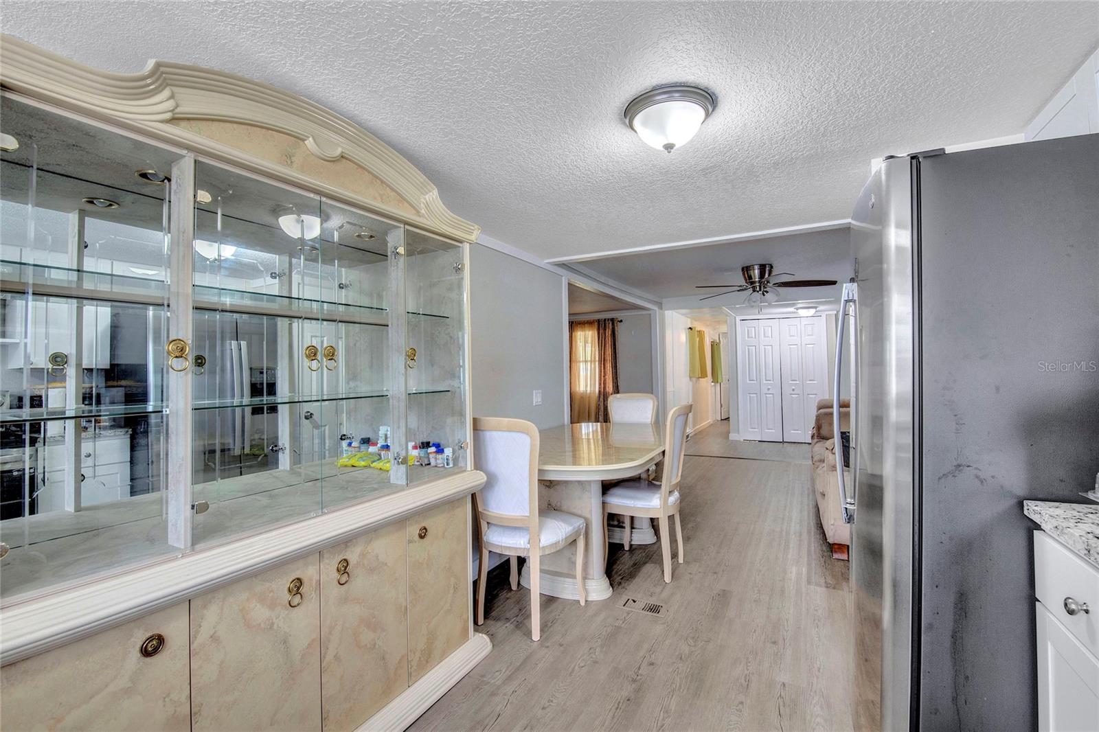 Image 10 of 35 For 902 Columbia Avenue