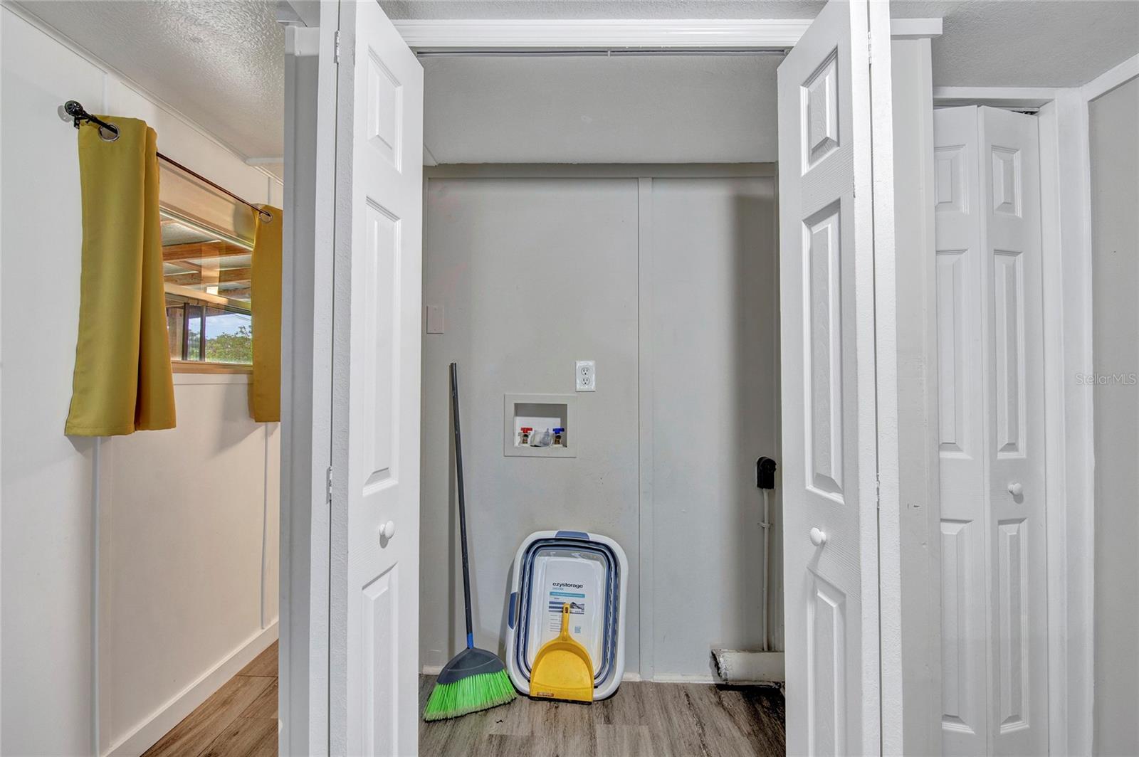 Image 15 of 35 For 902 Columbia Avenue