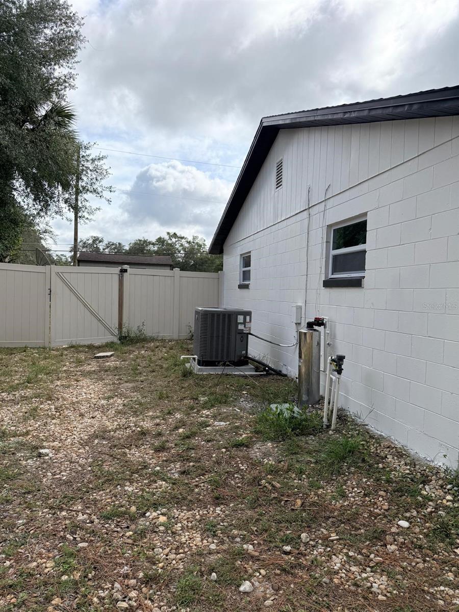 Image 15 of 18 For 1236 Rolling Lane