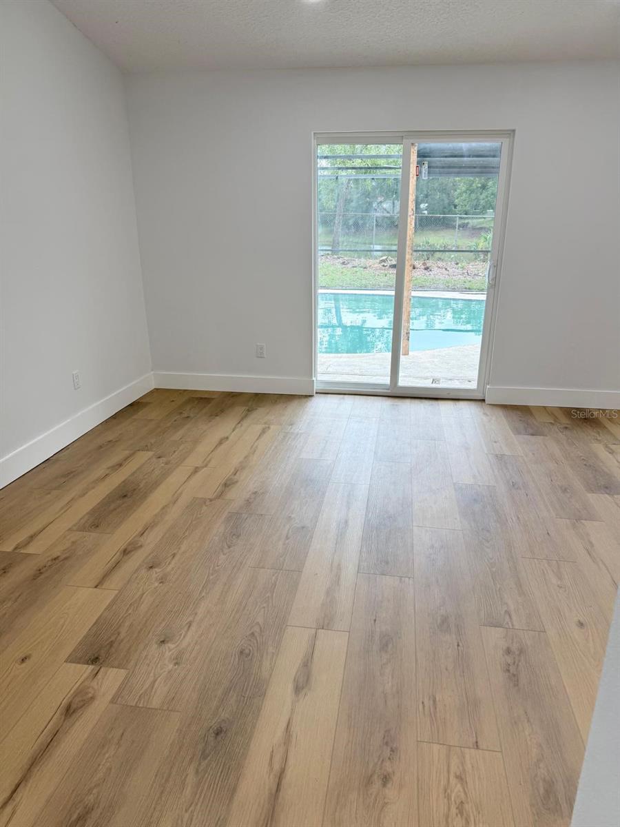 Image 7 of 18 For 1236 Rolling Lane