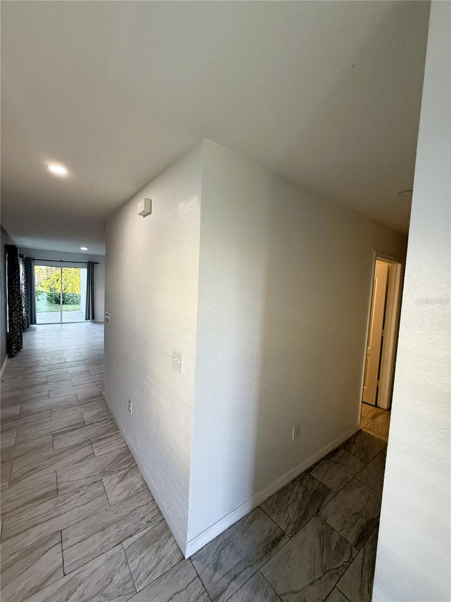 Image 9 of 23 For 382 Preserve Pointe Boulevard