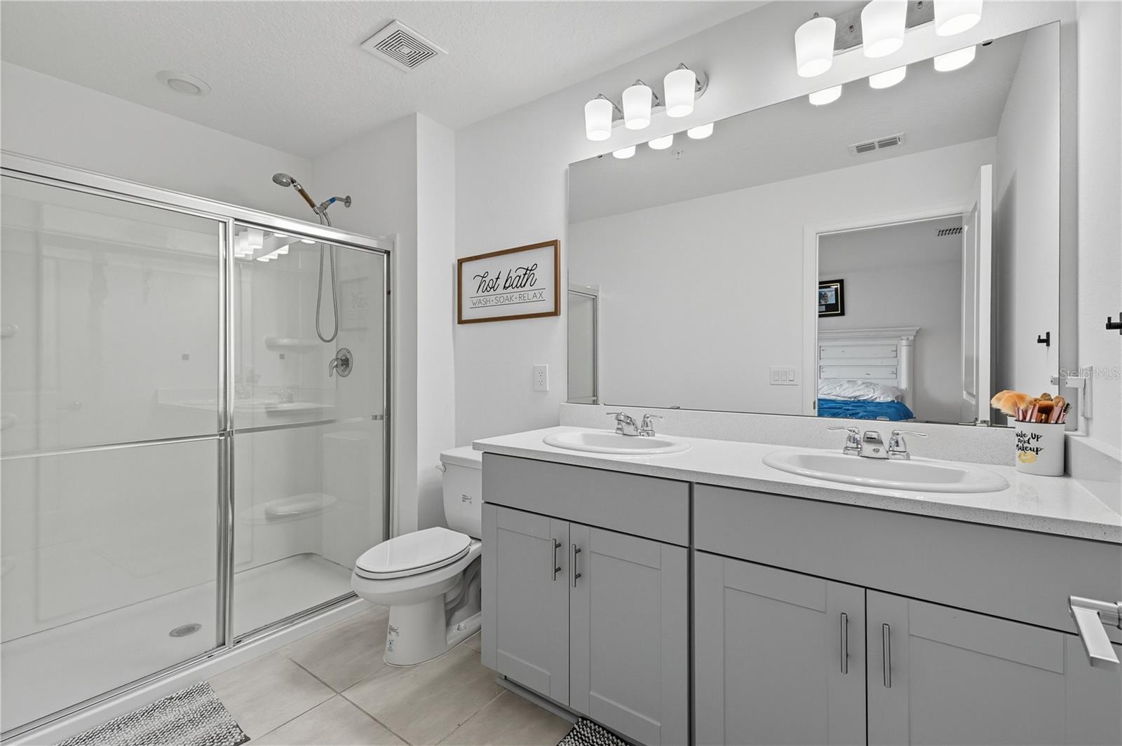 Image 13 of 26 For 4680 Revolutionary Way