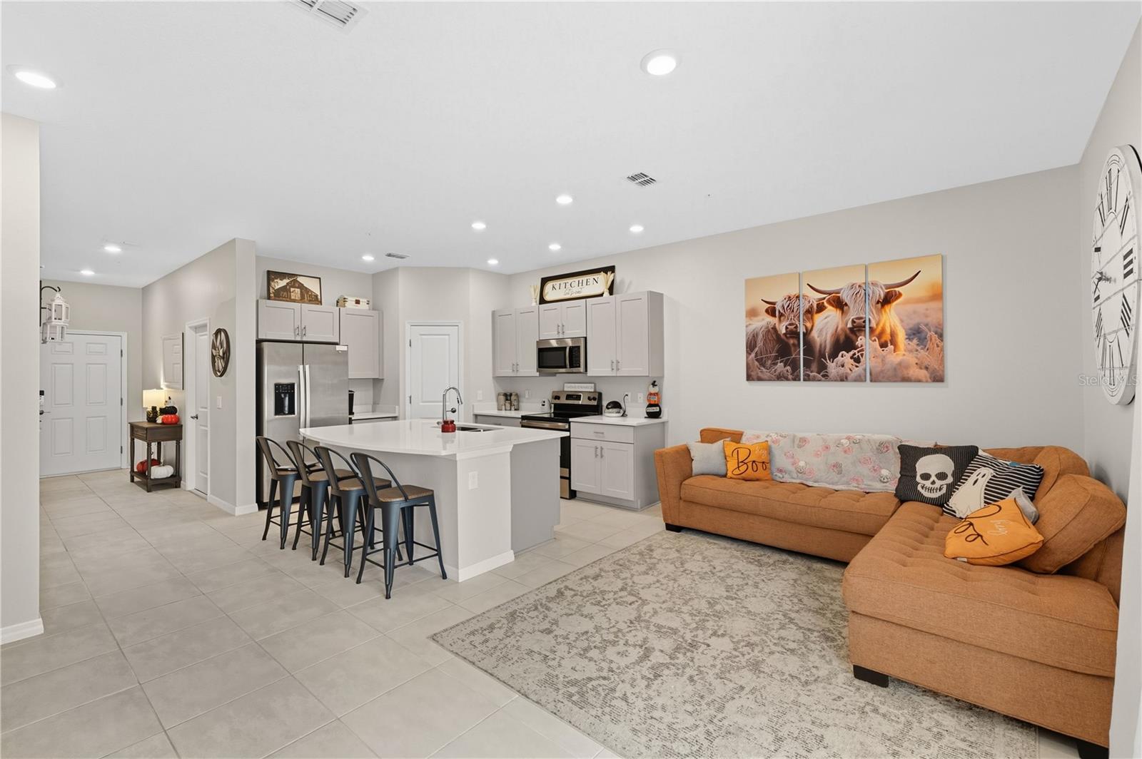 Image 4 of 26 For 4680 Revolutionary Way