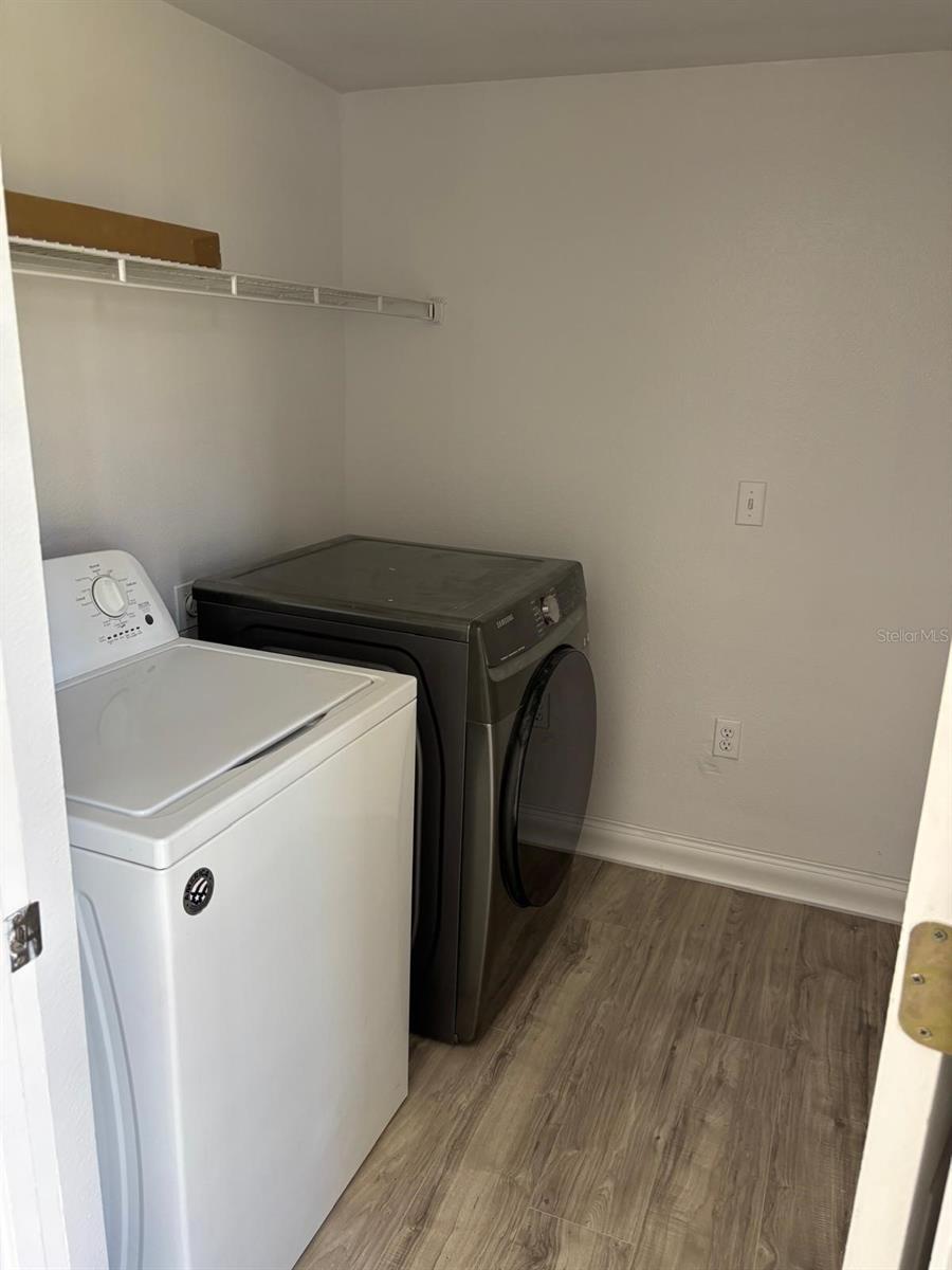 Image 34 of 37 For 404 Manitoba Drive