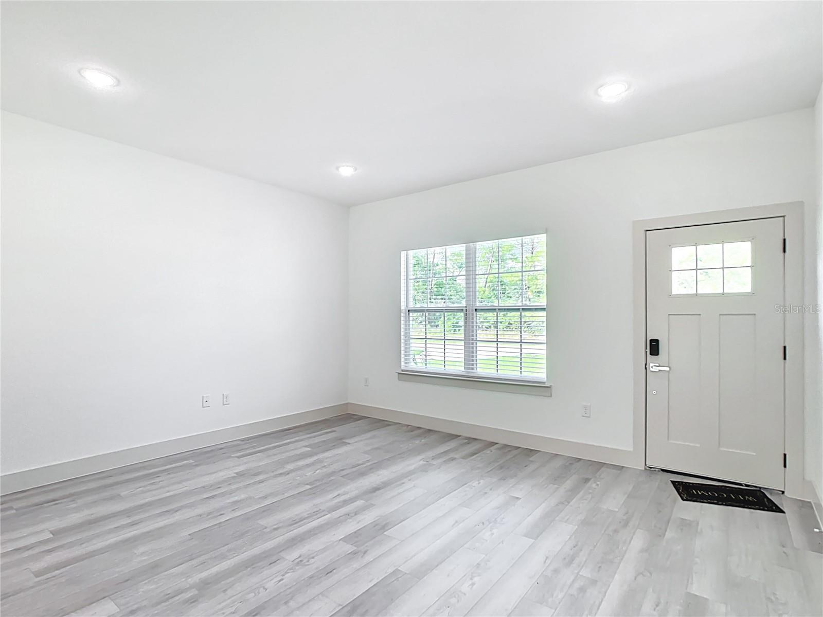 Image 7 of 47 For 3525 163rd Place Road