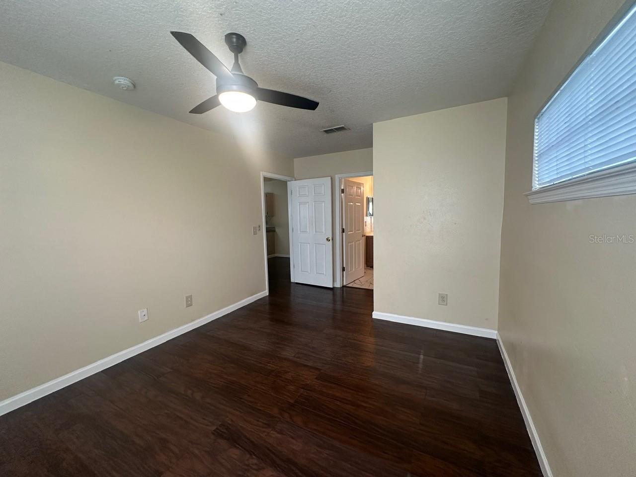 Image 10 of 35 For 4356 S Kirkman Road 502