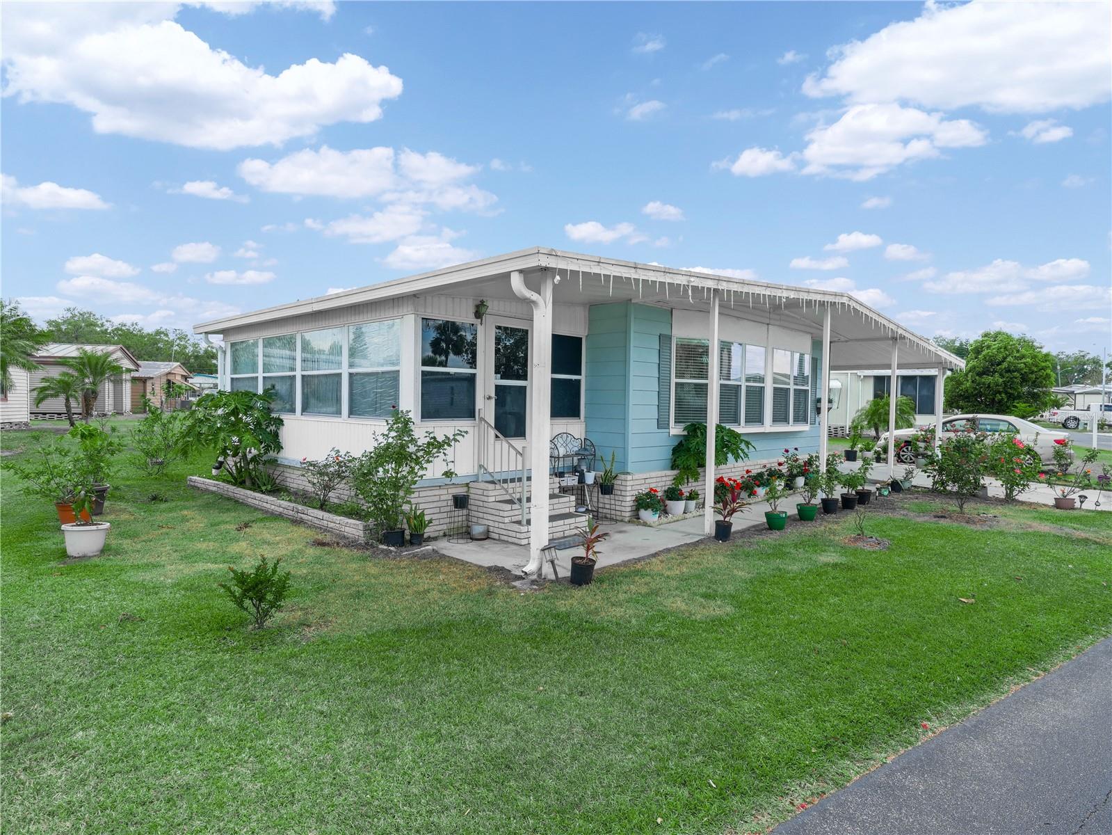 Image 2 of 41 For 2055 Floral Avenue 42