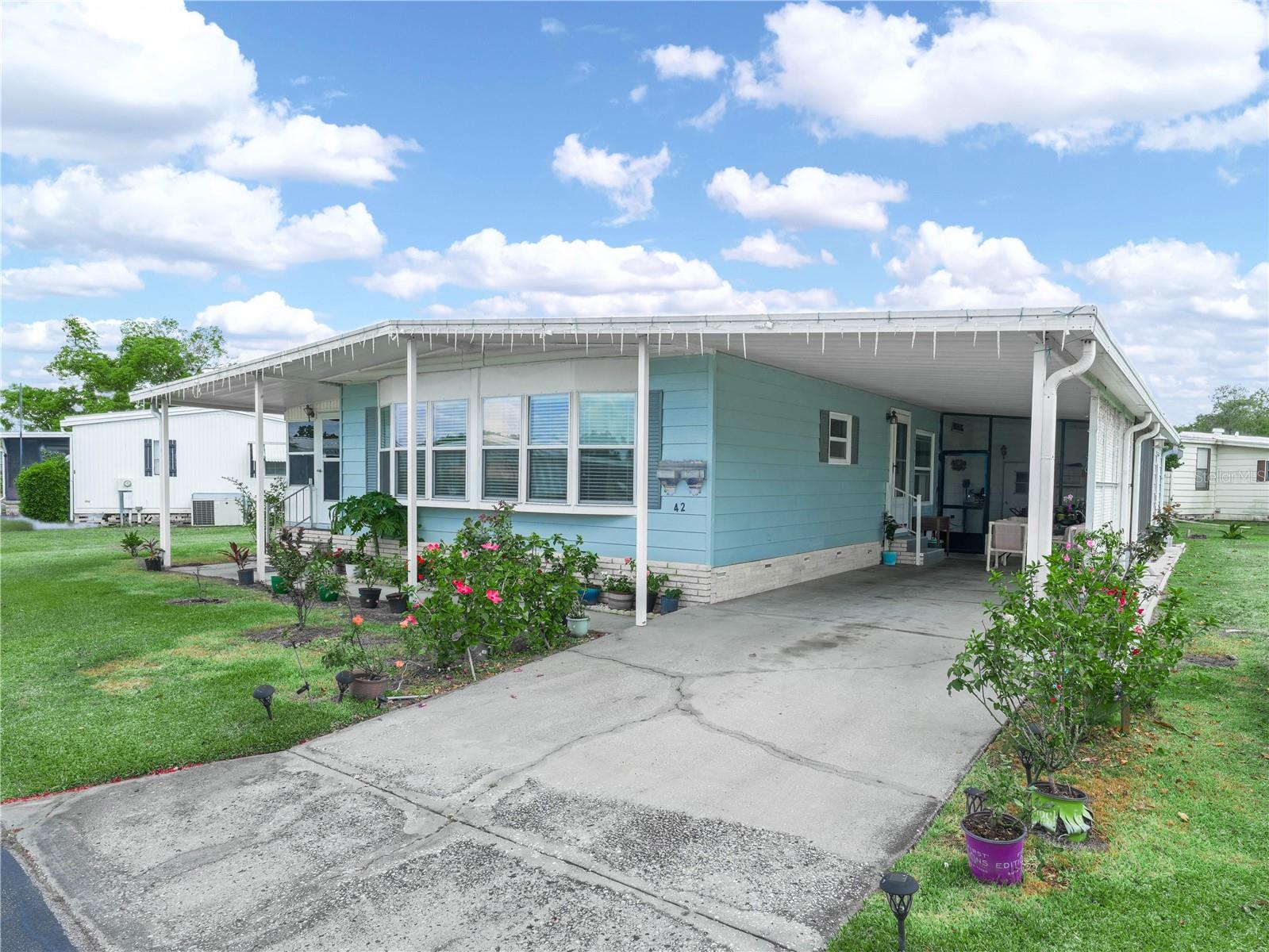 Image 3 of 41 For 2055 Floral Avenue 42