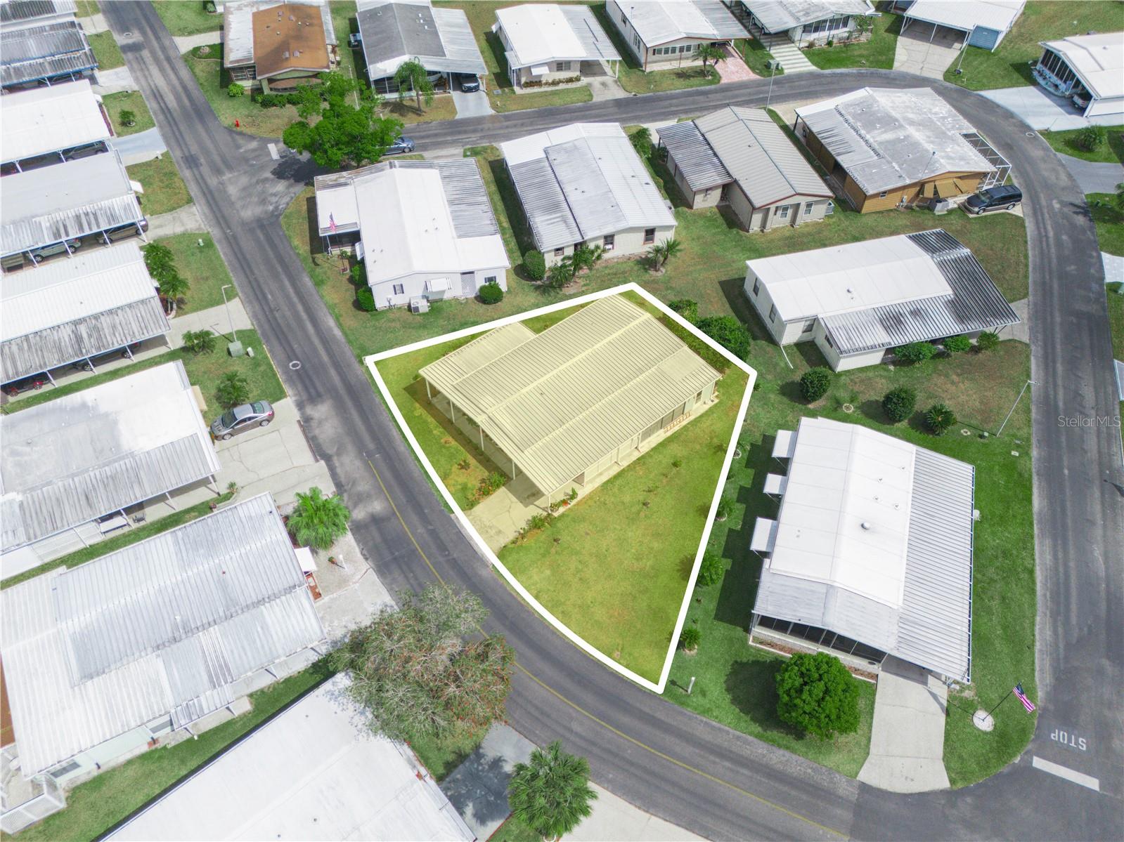 Image 8 of 41 For 2055 Floral Avenue 42