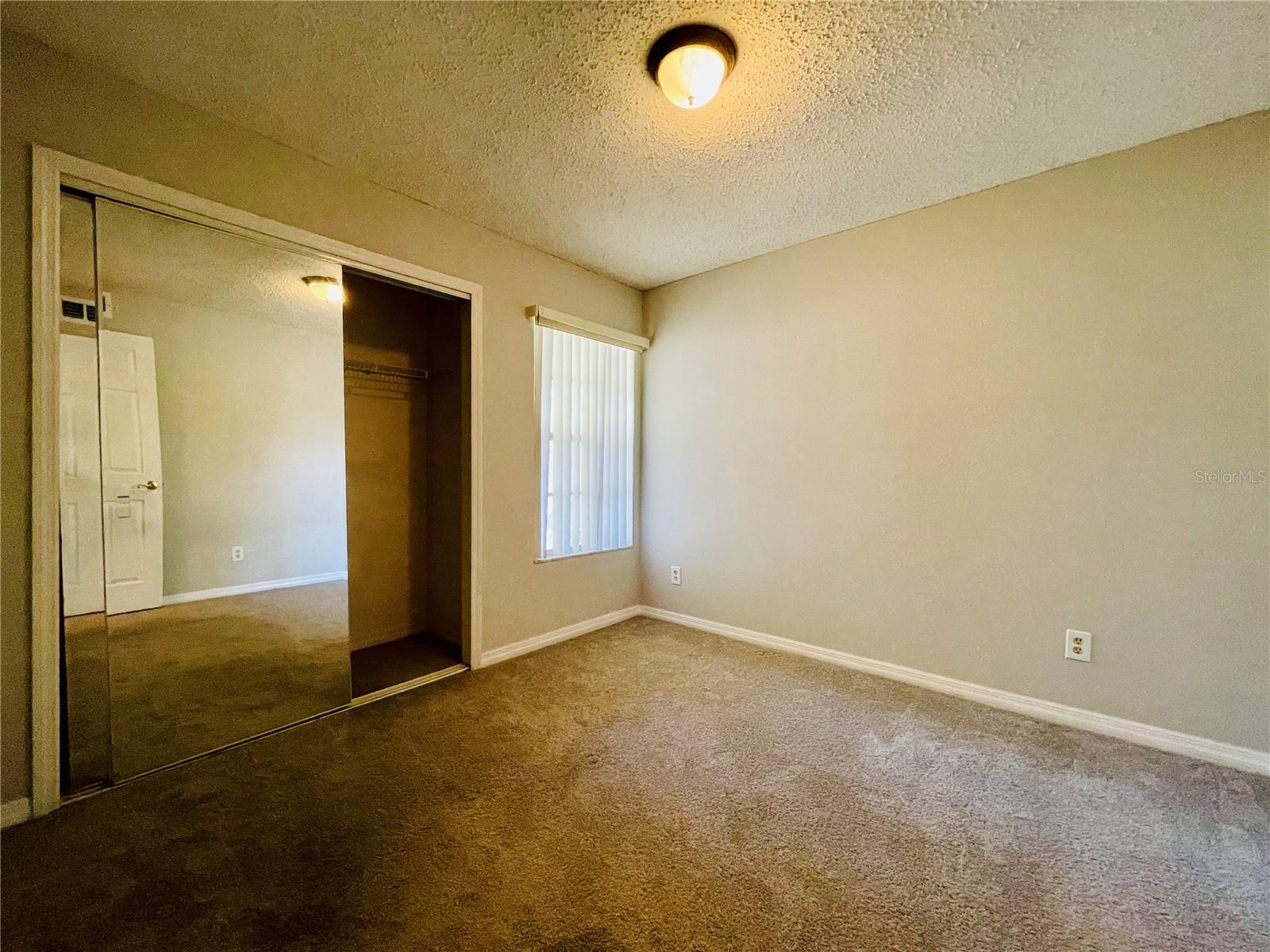 Image 11 of 18 For 5015 Laguna Bay Circle 92