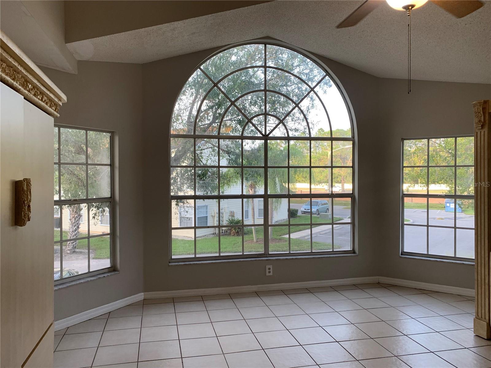 Image 5 of 18 For 5015 Laguna Bay Circle 92