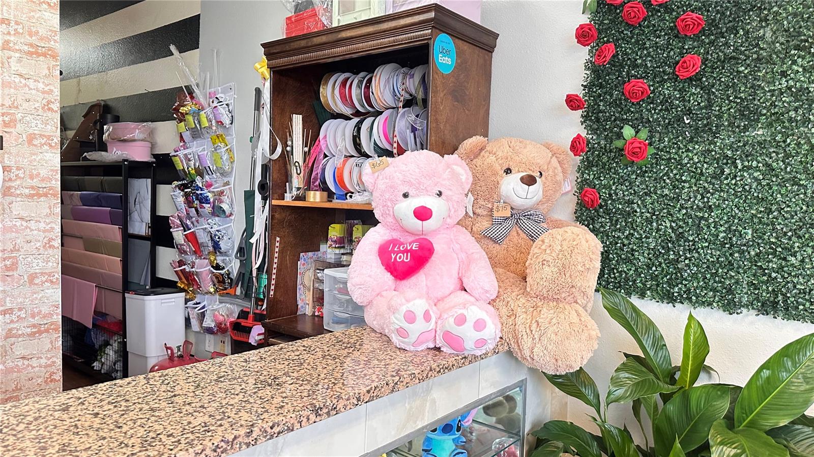 Image 5 of 12 For 7803 Colonial Drive 106