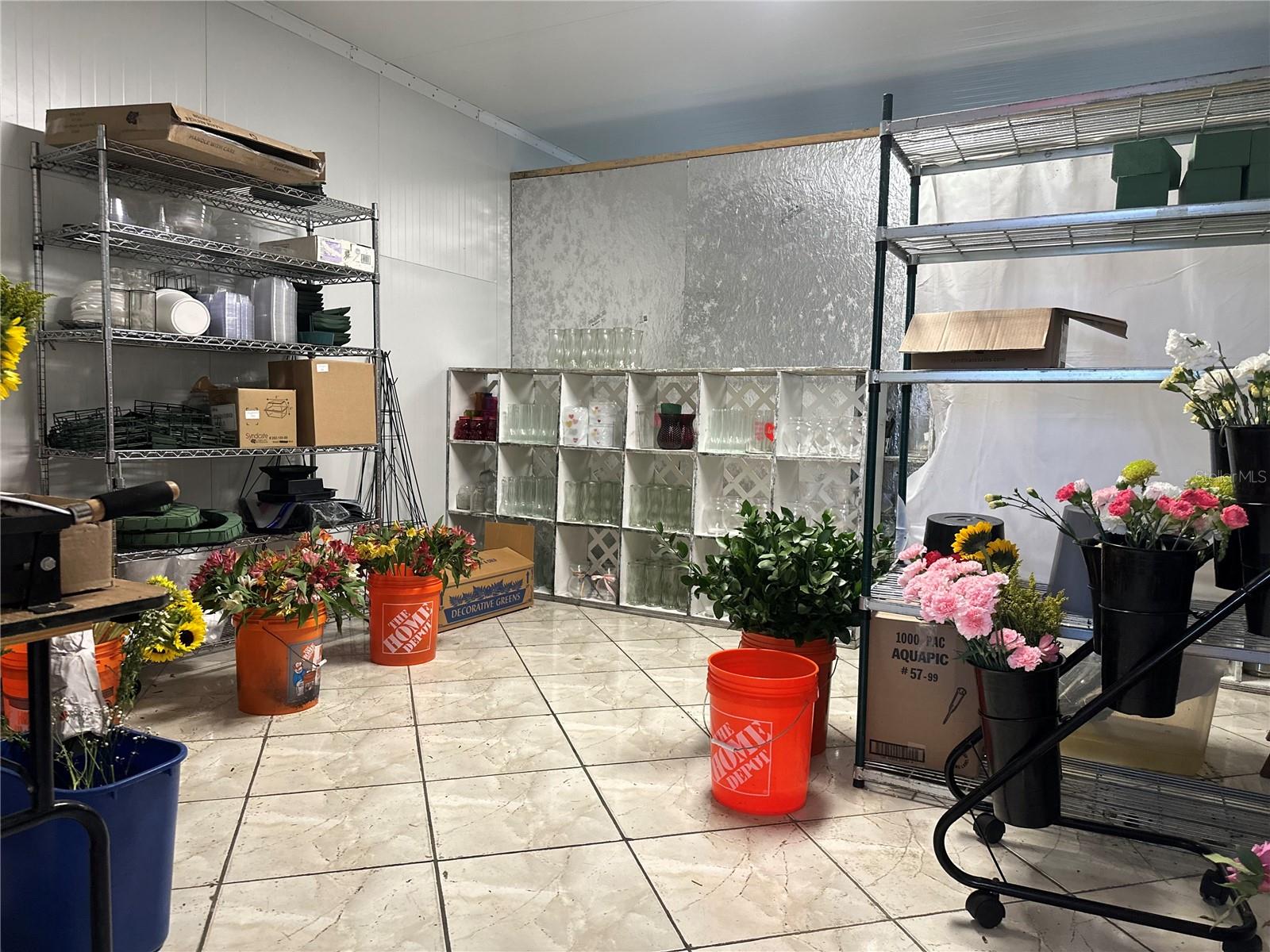 Image 8 of 12 For 7803 Colonial Drive 106