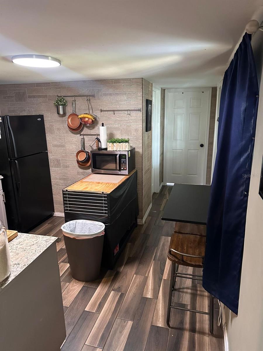 Image 5 of 14 For 6017 Statler Avenue