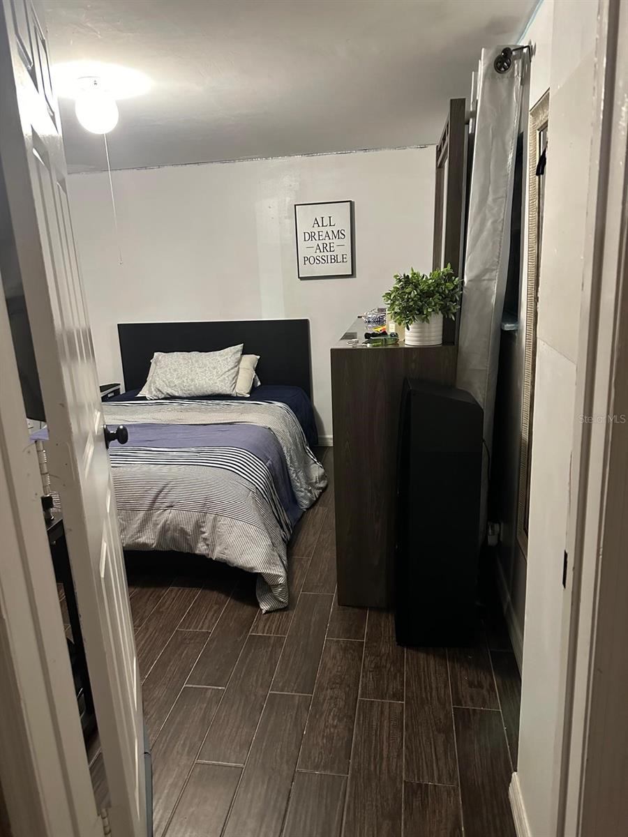 Image 8 of 14 For 6017 Statler Avenue