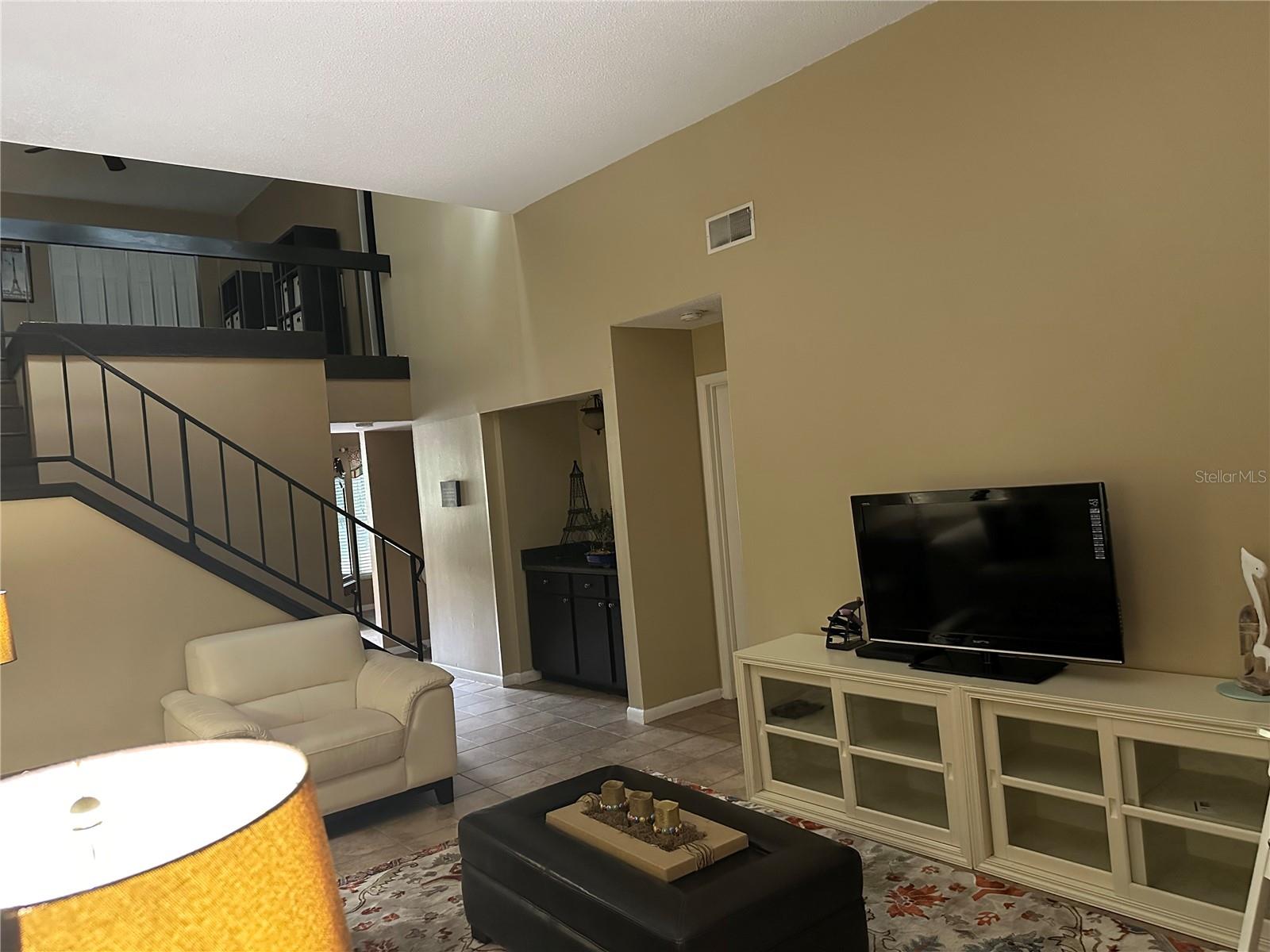 Image 13 of 26 For 600 Cranes Way 204