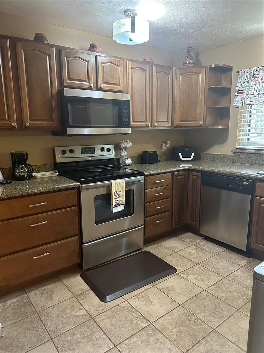 Image 4 of 26 For 600 Cranes Way 204