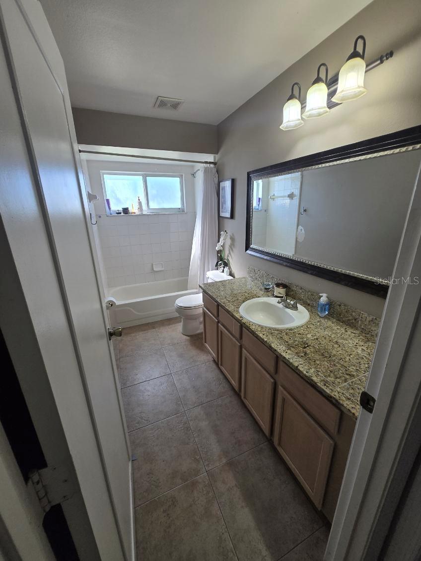 Image 12 of 16 For 217 Coralwood Court