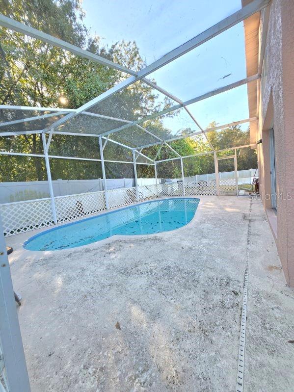 Image 13 of 16 For 217 Coralwood Court